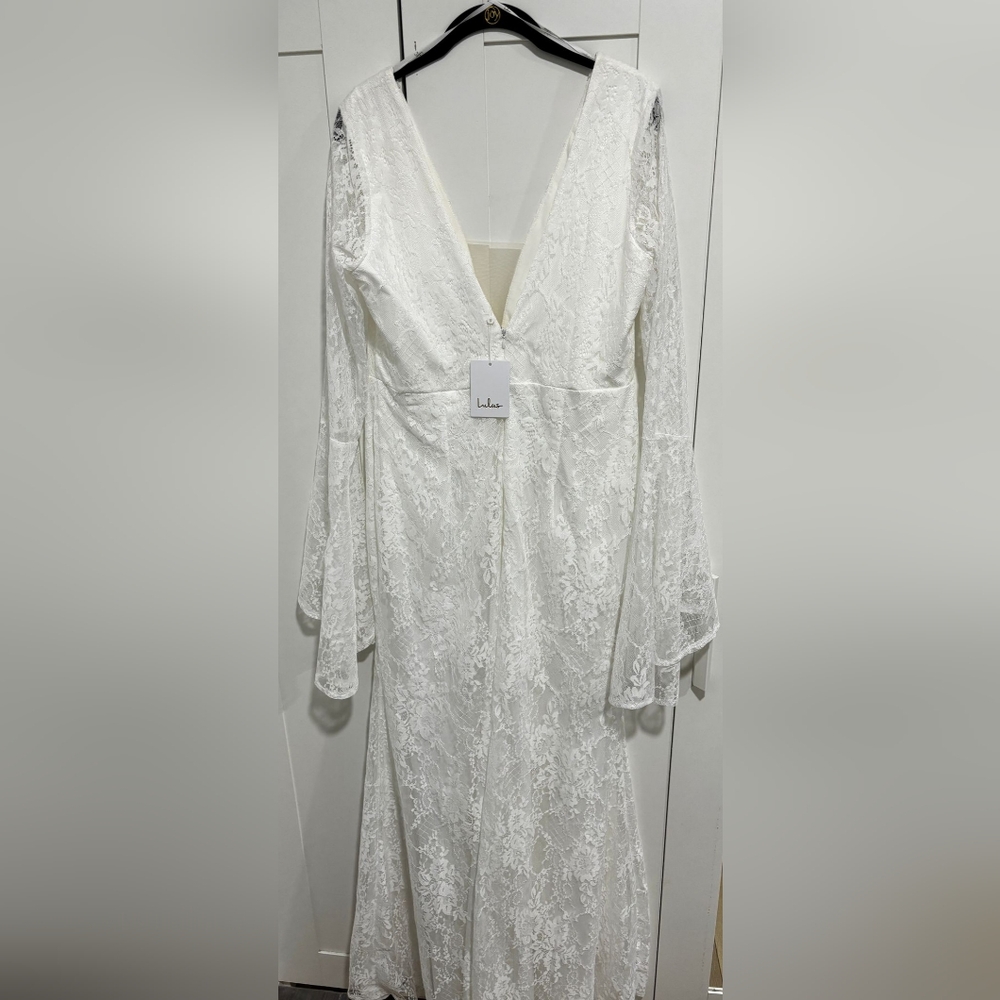 White bridal dress, Lulus, XL - Picture 7 of 8